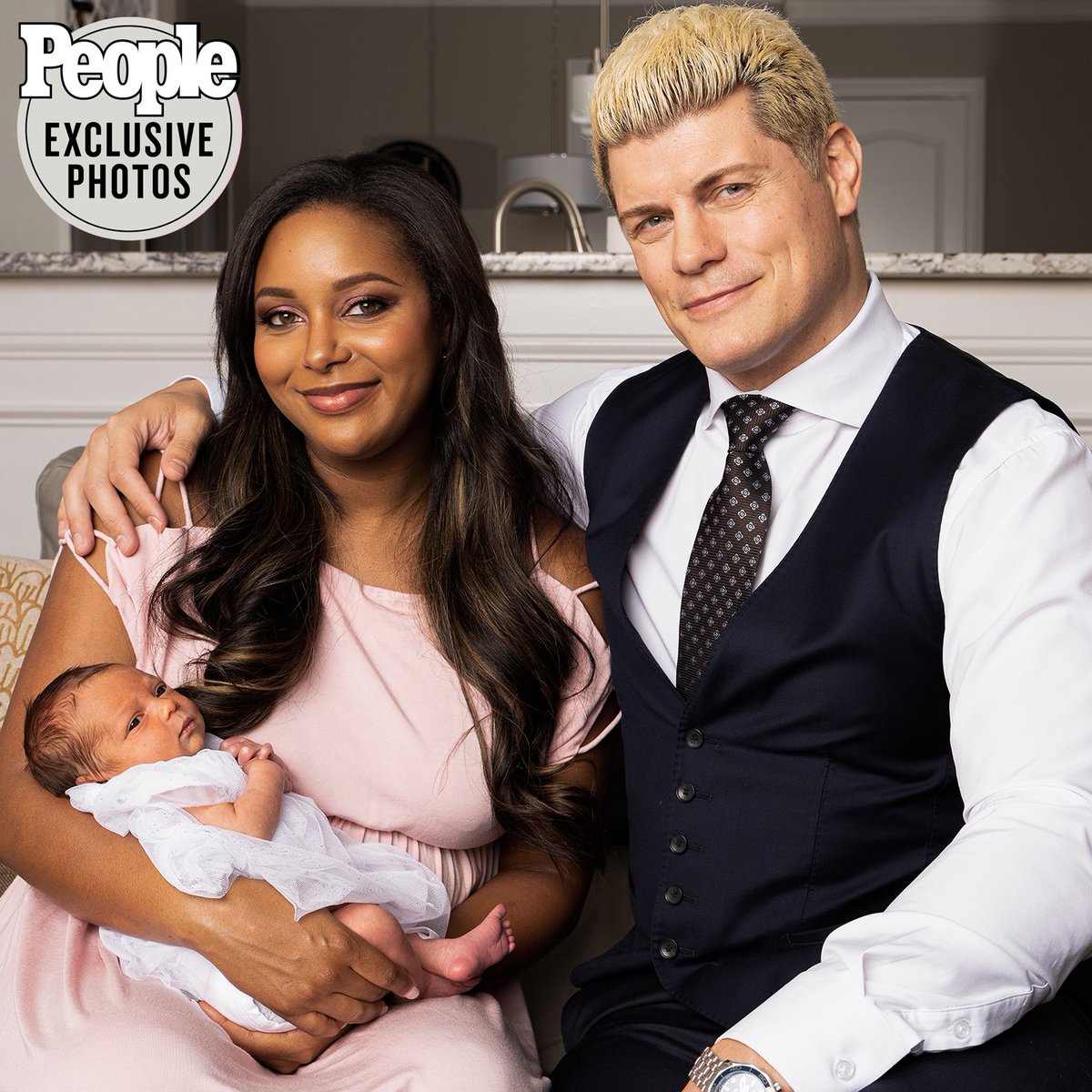 TheBrandiRhodes's tweet image. Liberty Iris ❤️ @CodyRhodes❤️ Loves of my life.  Thank you @people ! Be sure to pick up the issue this Friday! 🤱🏽👨🏼‍🍼