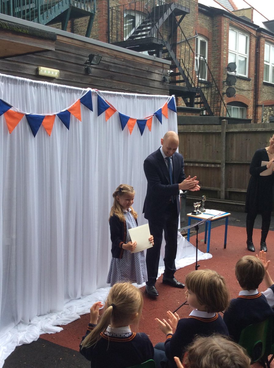 NorfolkHouseSch's tweet photo. Form 1 award winners! #nhsucceed https://t.co/Jr00pelfmU