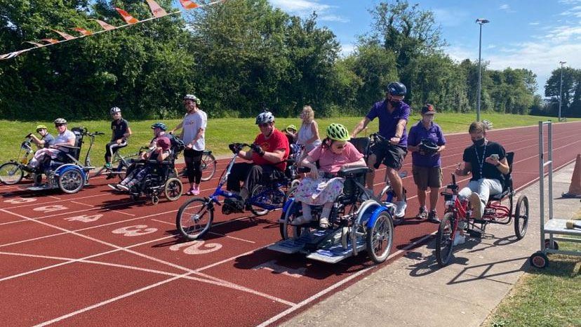 Sarah Grout tweet media