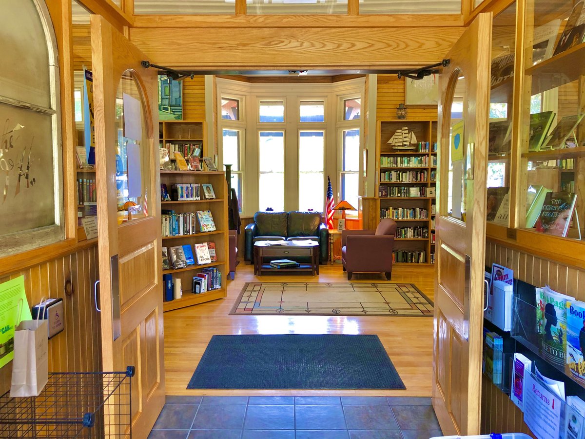 AltamontLibrary's tweet photo. Hot off the presses, check out our Summer Newsletter at https://t.co/J1WZjooGc1 https://t.co/sbTqRyMyJS
