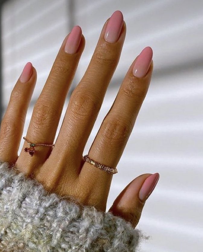 SWIVRUS's tweet image. You’re getting your nails done before brunch. Which style are you going with?