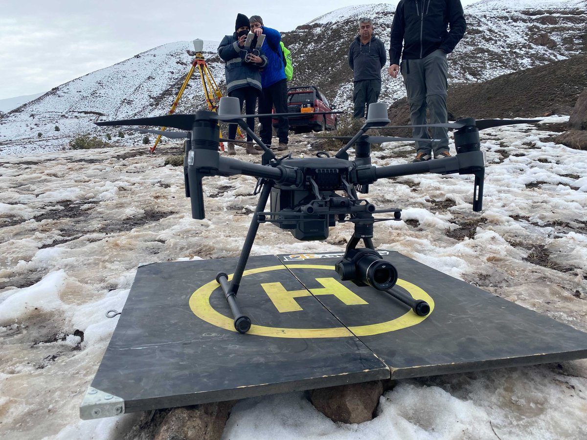 skycatch's tweet photo. Some practice flights with the @DJIEnterprise #M210RTK and Skycatch Edge1 in Santiago Chile with our colleagues at @AerotopSA. https://t.co/uLKmA80Ssm