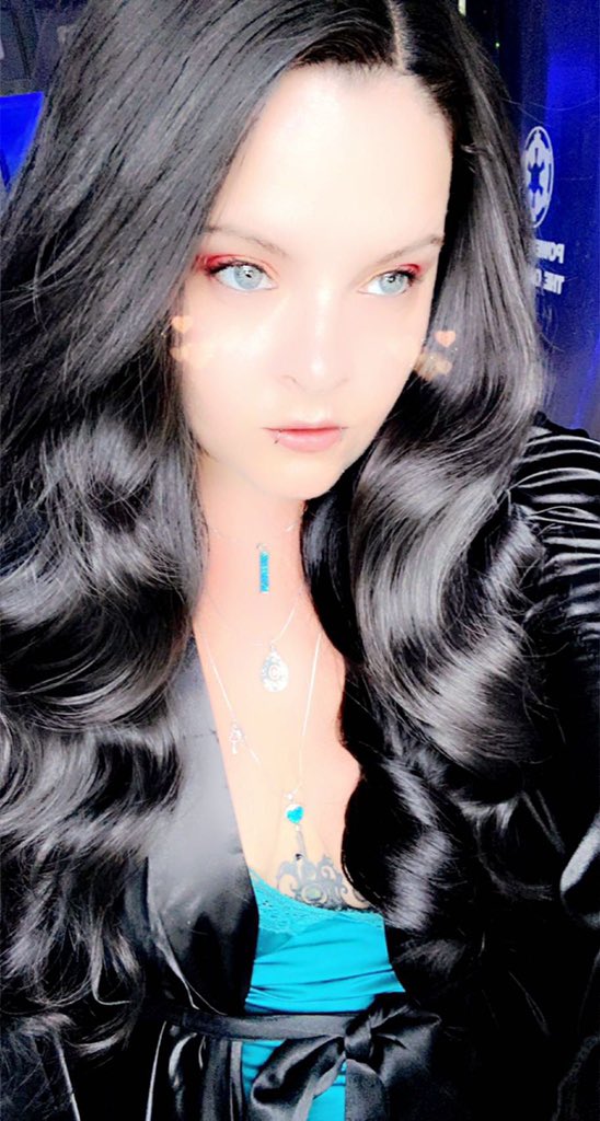 RedDevilDoll35's tweet photo. ｡ﾟﾟ･｡･ﾟﾟ｡
ﾟ。 🩸🫀Worship me. 🫀🩸
　ﾟ･｡･ﾟ
:¨·.·¨: 
 `·..💋Lɪɴᴋ Below💸 ☆∴｡ https://t.co/gz9TqkBNuY