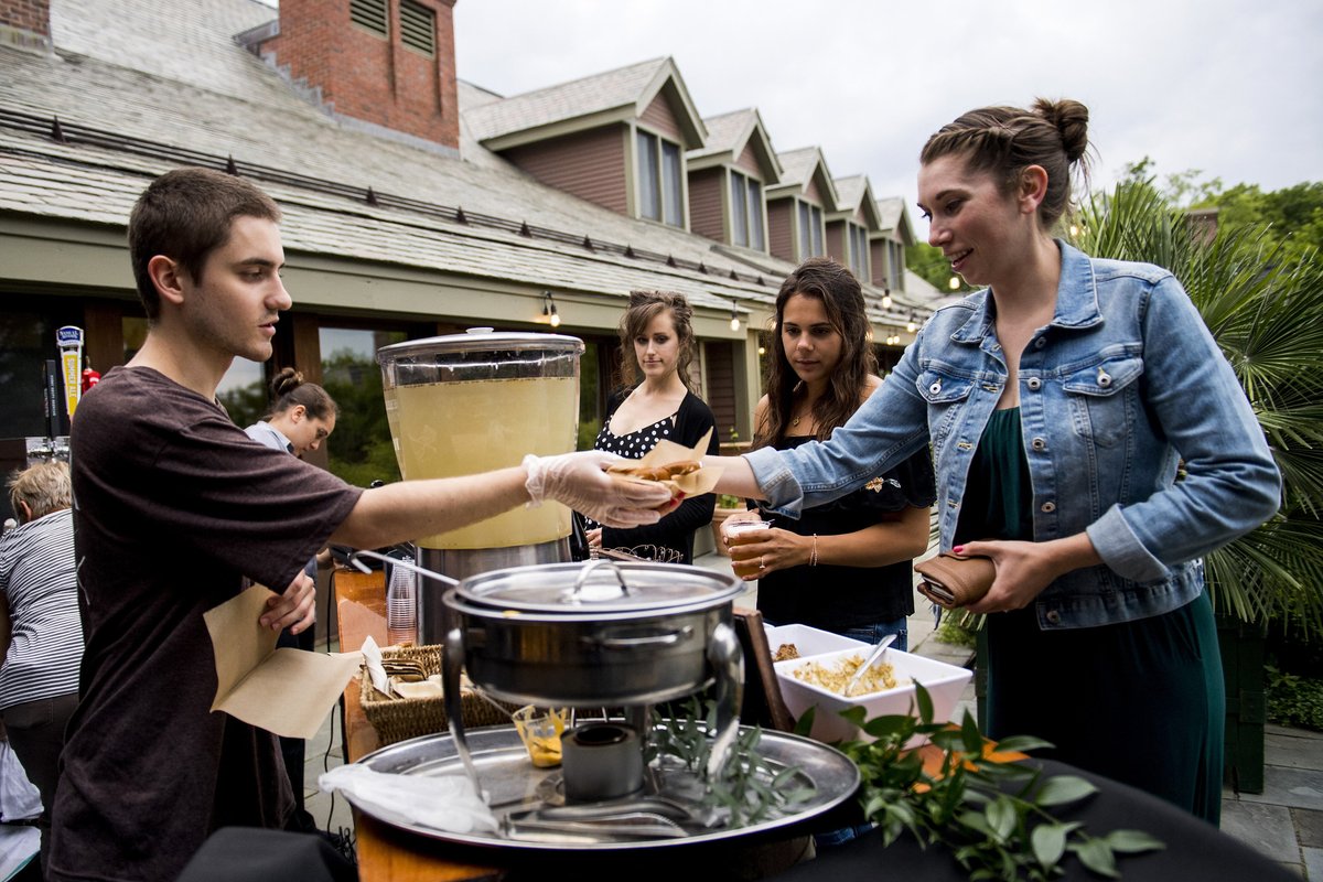 NewEnglandBG's tweet image. Celebrate the end of the heat wave with us Thursday evening. 😎Enjoy our Wild Hideaways exhibit, tasty to go cafe fare, live music, summer blooms, our beer garden and much more! 🍻towerhillbg.org/planyourvisit/
