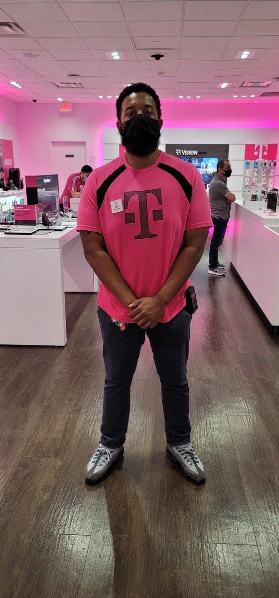 BigMobileDc tweet media