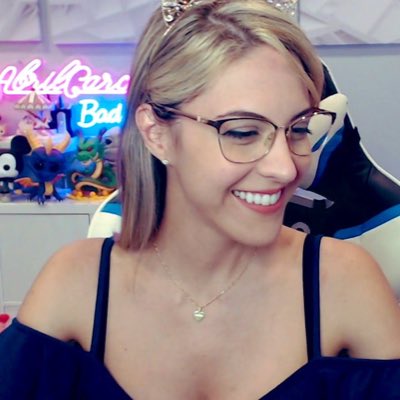 #NuevaFotoDePerfil https://t.co/ZVWQN7RZv6<a href="/tag/nuevafotodeperfil"class="tags">#NuevaFotoDePerfil</a>