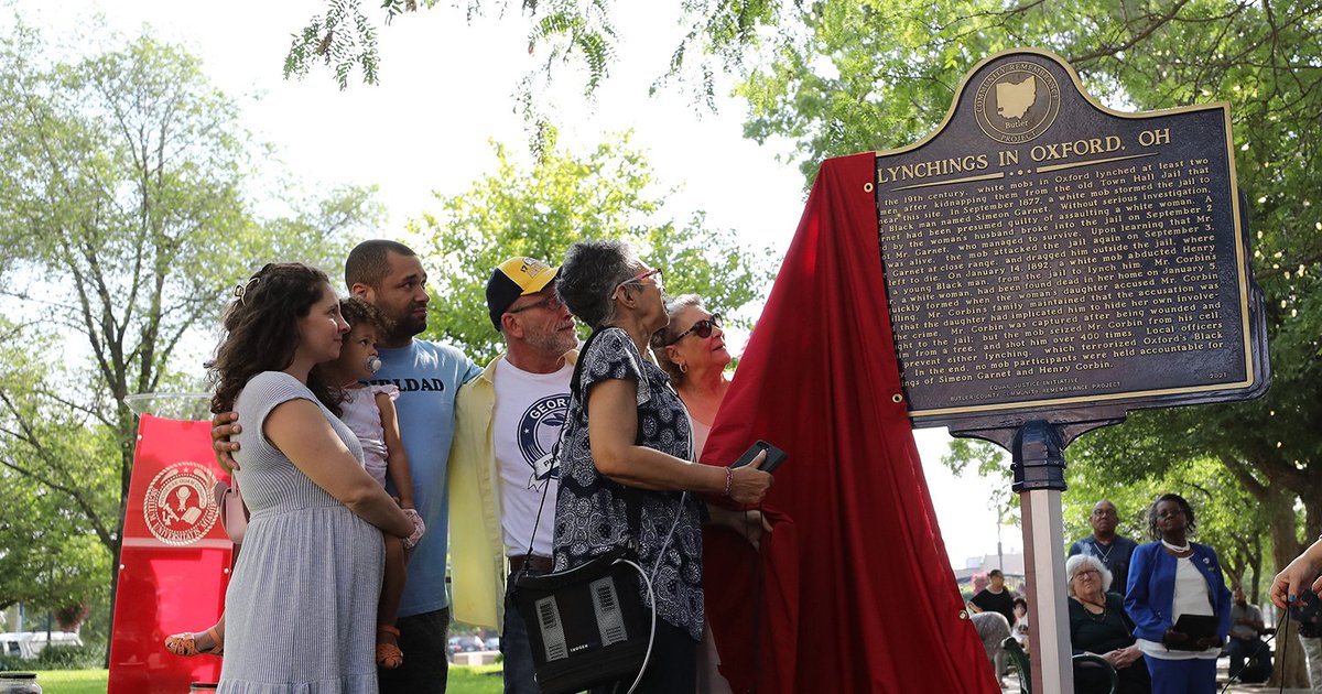 miamiuniversity's tweet photo. A collaboration between Miami’s Truth and Reconciliation Project, the Equal Justice Initiative, and the City of Oxford (OH) led to a new historical marker, which was unveiled last week. 

View the photo gallery: https://t.co/M2bKyo32Cp

#MiamiOH https://t.co/Mkl4tURzOo