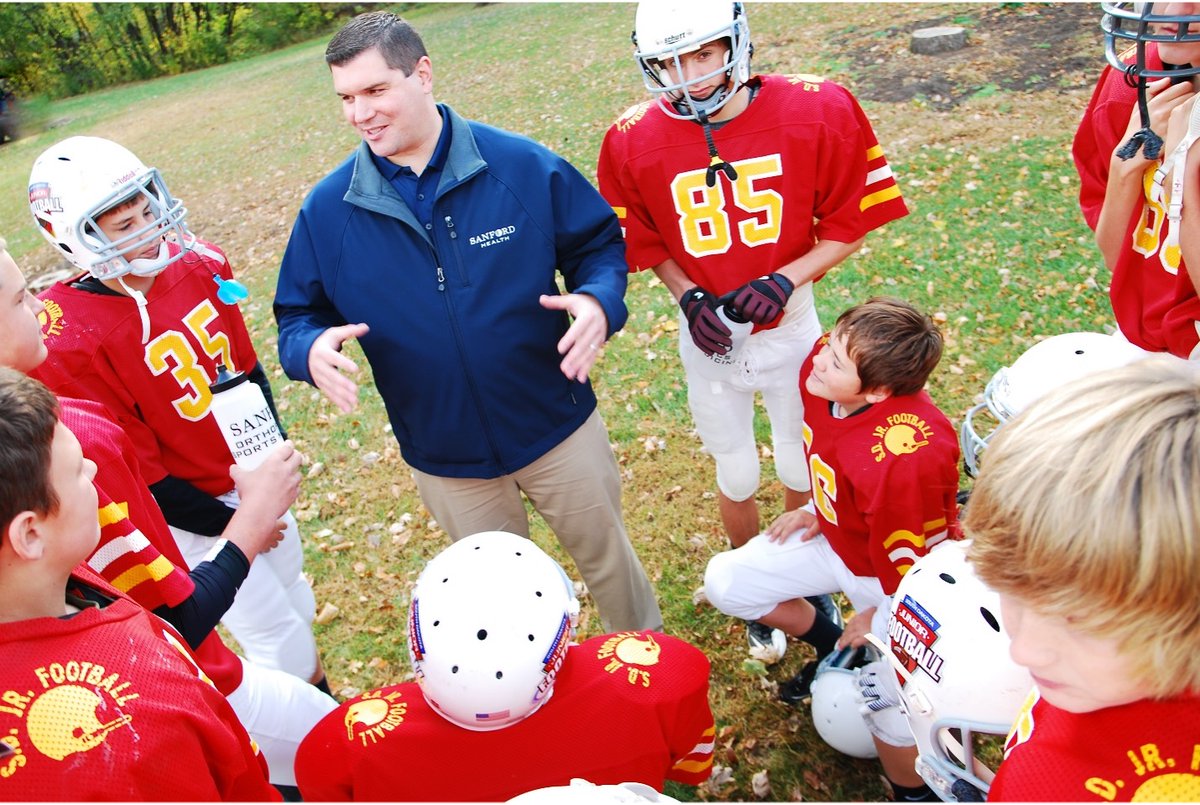 Pilot awardee @ThayneMuncePhD and team have been studying health and safety issues in youth football and hopes to generate new info so folks can make educated decisions to minimize the risks and maximize the benefits of football participation. Read more: bit.ly/2SAIkjO