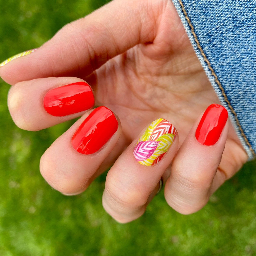 Color Street Make Waves This Summer In New Sizzling Hot Color Street Nail Looks We Ve Got You Covered From Electrifying Neons To Tropical Nail Art And Everything In Between