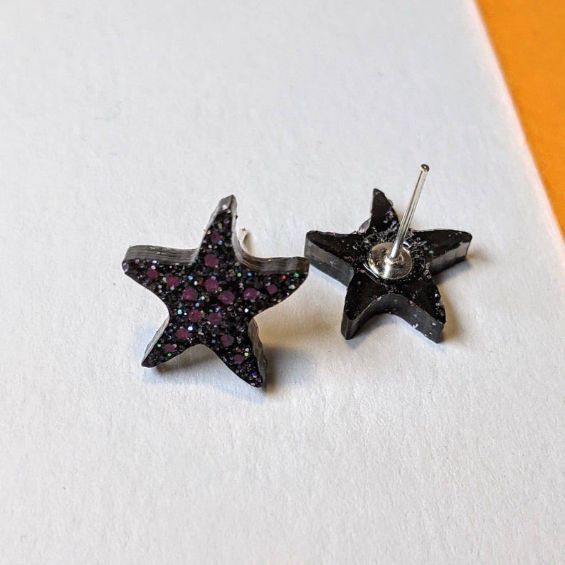 DandyIntrovert's tweet image. You’re a Super Star(fish)!!

Today I’m shining a little spotlight on my sparkly Starfish studs, a seaside steal at just £5. etsy.com/uk/listing/939… #handmade #supportsmallbusiness #ukmade