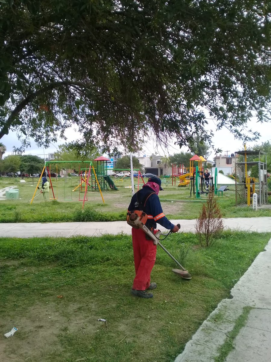 gob_Escobedo's tweet photo. 🔴 Las personas que deseen realizar reportes por sistemas de alcantarillados o pluviales obstruidos por basura o escombro pueden llamar al #CIACE: 
81-8384-5901. 
.
.
#Escobedo #PeaceInOurCities #ODS9 #ODS11 https://t.co/X4DaY3NoZo