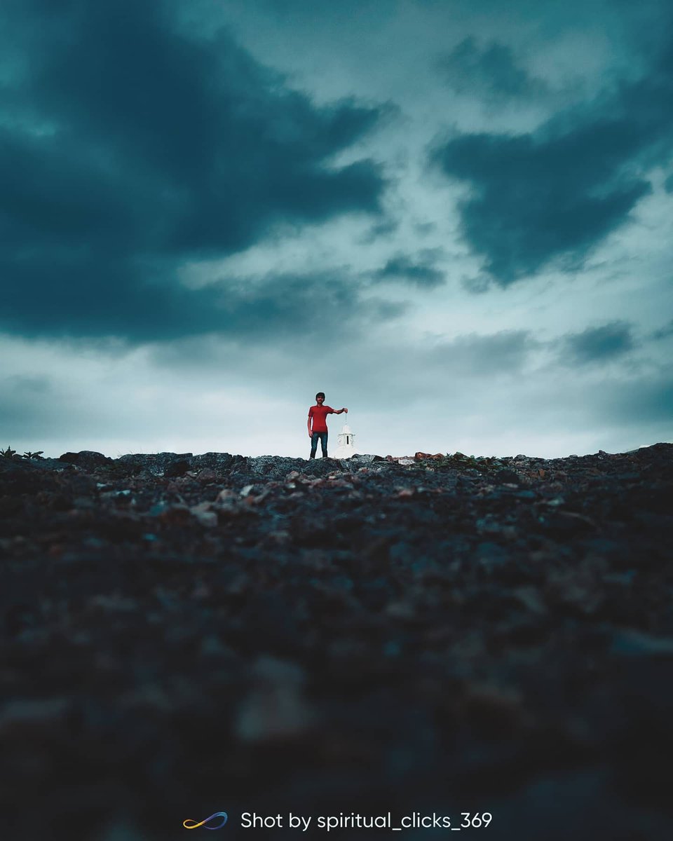 PriyanshuNavad2's tweet photo. Force perspective!!!

#shotonrealme
@realmeIndia @realmeCreators @MadhavSheth1 @NeonVikash @heysiddi @AayushiiiSingh @FrancisRealme 
#CaptureInfinity https://t.co/NXcGeXEMe6