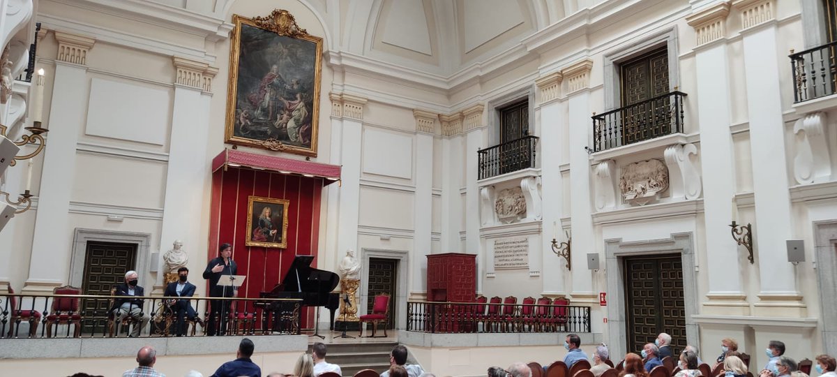 trioarbos's tweet photo. 📸Aquí os dejamos unas fotos de la presentación de "Beethoven: un viaje, a journey, eine Raise", que hemos grabado con @manuelgomru para @Sacratif1 esta mañana en la @rabasf. https://t.co/rOGj7MKPqj