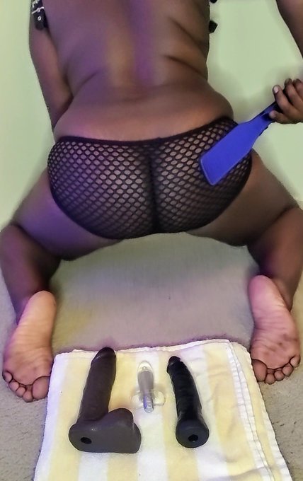 1 pic. Sometimes I feel so naughtyyyy. Who thinks they can tame me??? 😉😈
Subscribe!!
https://t.co/ziFUAd3tYp
