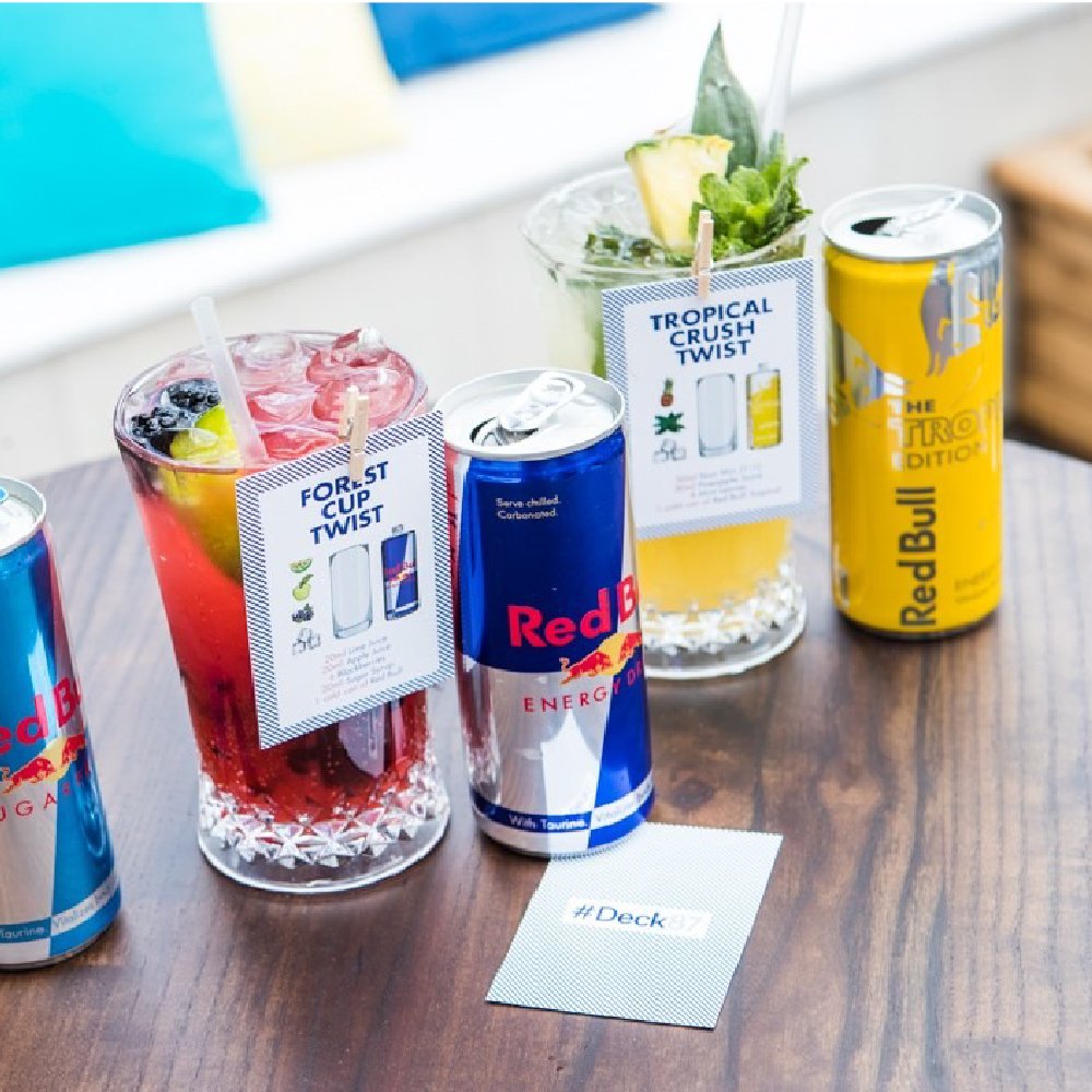 thisisfyi's tweet photo. As restrictions are easing, we’re so excited to see what our friends in hospitality are hosting! 🥳
—
Deck 87, is up there with some of our favourite activation events. We supported @RedBullUK with various aspects from branding to merch to digital screens and it looked awesome! https://t.co/4FGuZ1VmfV