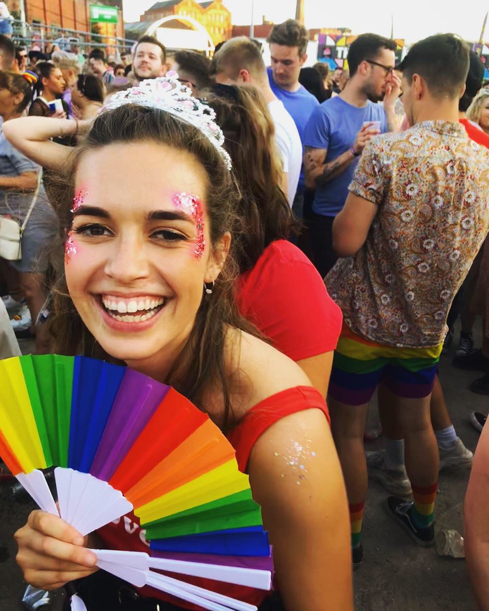 Helen Taylor tweet media