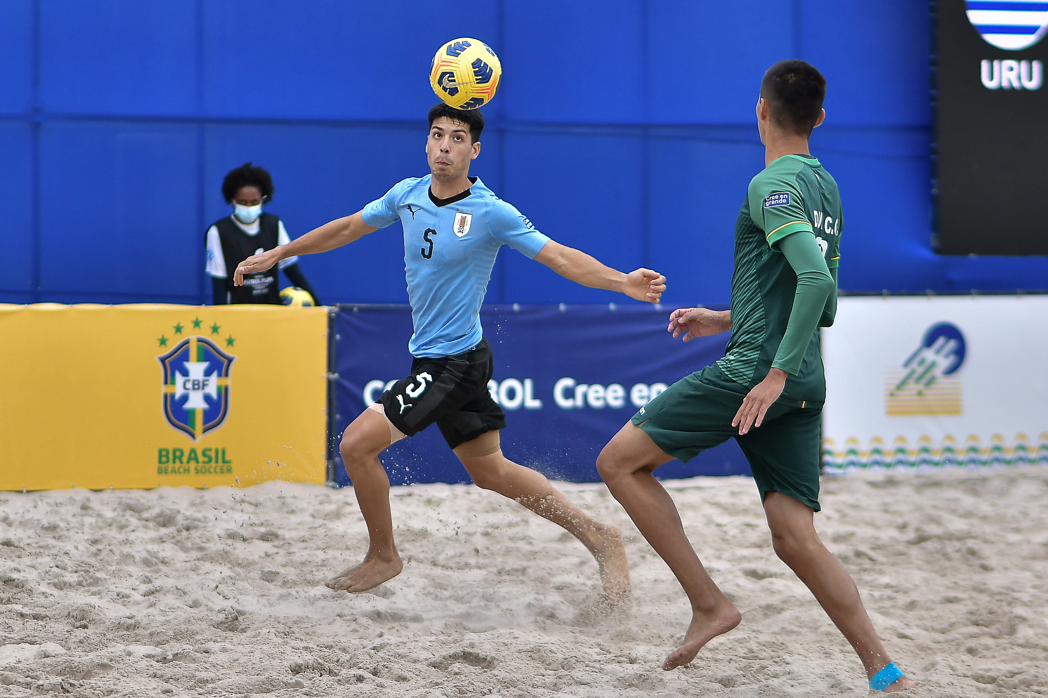 Fútbol Playa AUF on X: 🇺🇾 ¡𝗛𝗢𝗬 𝗝𝗨𝗘𝗚𝗔 𝗨𝗥𝗨𝗚𝗨𝗔𝗬! La Celeste  disputa su último partido en la @CopaAmerica 2️⃣0️⃣2️⃣3️⃣. 🆚 Chile 🏖️ La  Rural de Rosario 🕔 11.30 h #ElEquipoQueNosUne  / X