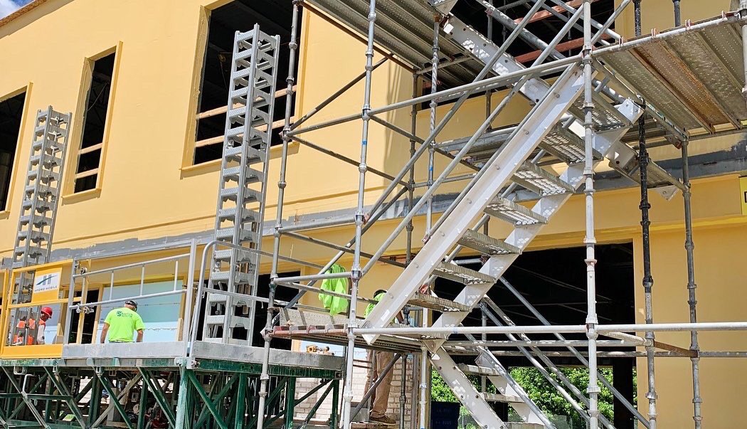 Construction continuing on the Toledo Clinic Cancer Center with exterior metal studs, insulation, and building wrap. Brick install has begun on the west façade. The linear accelerator vault concrete walls have been poured with the lid set to be poured soon.
#toledoclinic #hplex