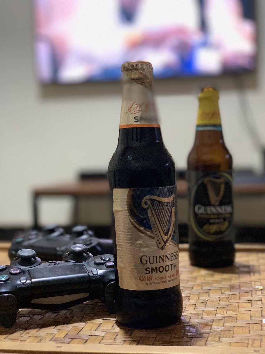 beewol's tweet photo. Since it’s a Friday (please don’t argue with me, we are in the middle of a pandemic) Tusimbude this side of Kiwatule.
Mukoze mutya eyo gyemuli?
#ASmoothLife
#InPaidPartnershipWithDiageo
#GuinnessSmooth
@Guinness_Uganda https://t.co/I8qJIMTvqE