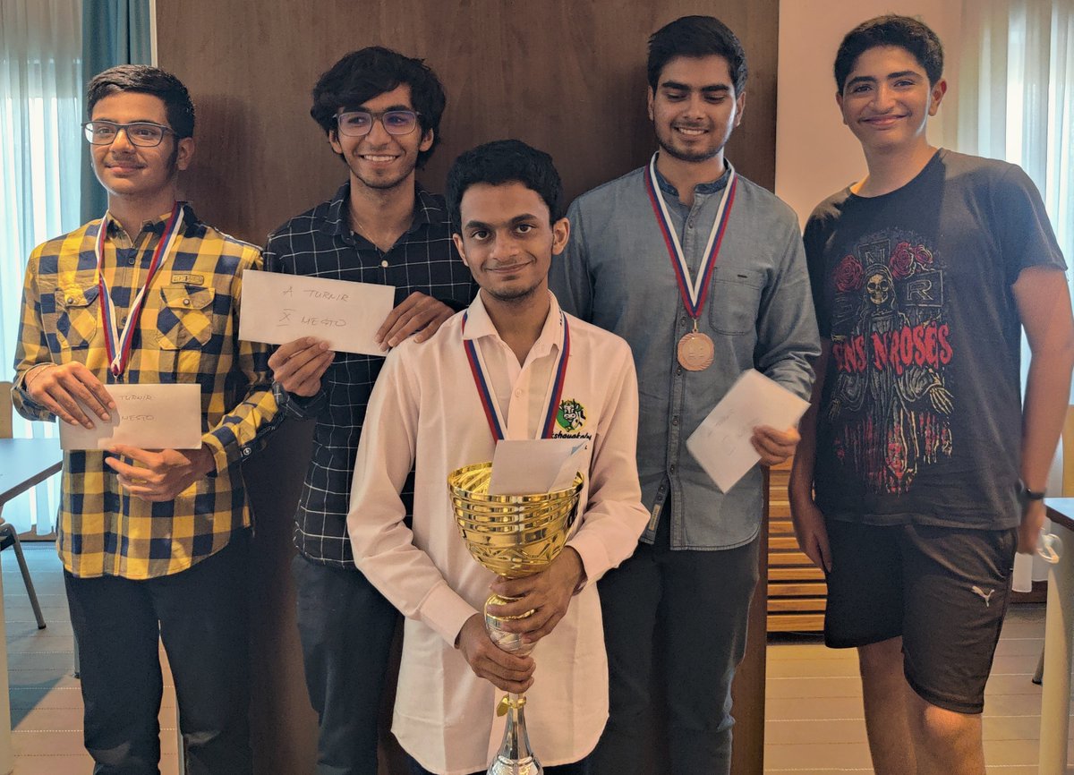 ChessbaseIndia's tweet photo. Nihal Sarin wins Silver Lake Open 2021 with an unbeaten 8.0/9

Final Standings
🏅@NihalSarin 8.0/9
🥈@sadhwani2005 7.0/9
🥉Abhimanyu Puranik 7.0/9
10th @HarshitRaja1 6.5/9
16th @RaahilMullick 6.0/9

📷 Rupali Mullick

#Chess #ChessBaseIndia #SilverLakeOpen #Serbia https://t.co/w63NAYRwSR