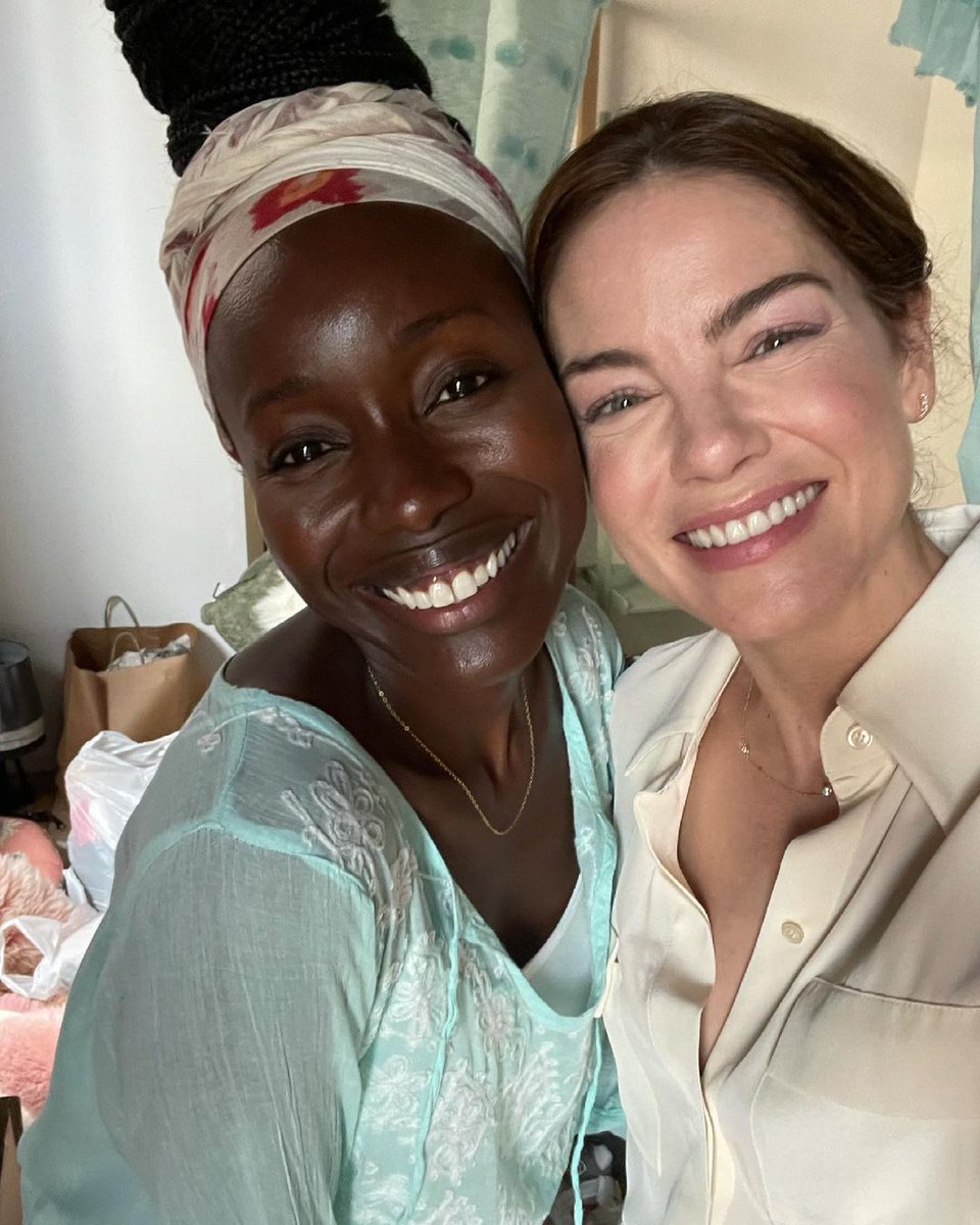 realmonaghan's tweet photo. When the skirt matches the mood. I ❤️NYC. I ❤️ my job. I ❤️ indie film. 🎬 #NANNY🕷 #nikyatu #the_annadiop #the_rinayang #staygoldfeatures #womeninfilm 🎯 https://t.co/CZgSyapPsL