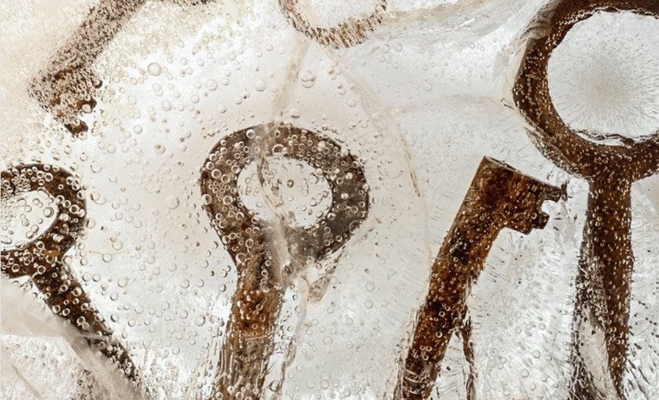 A1LocksmithDFW's tweet image. The key. How can something so small hold so much power? A key can provide access to a sprawling mansion, start a two-ton vehicle or expose the valuable contents of a safe. When keys get stuck in locks, however, that’s when there’s a problem.  #autokey

a-1locksmith.com/?p=40544