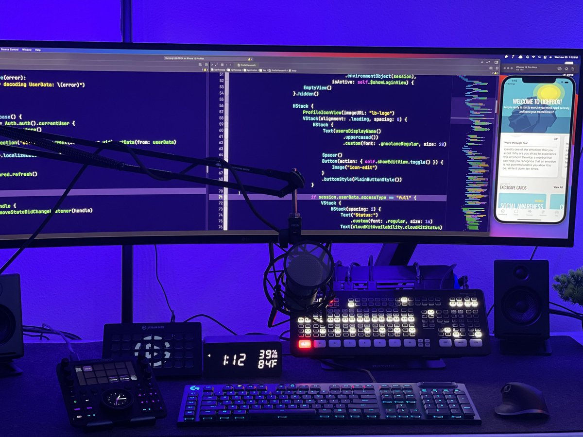 thedevme's tweet image. I feel like I am tweaking my desk everyday. But I’m starting to settle in on this layout. Loving the #macminim1 everyday I use it.