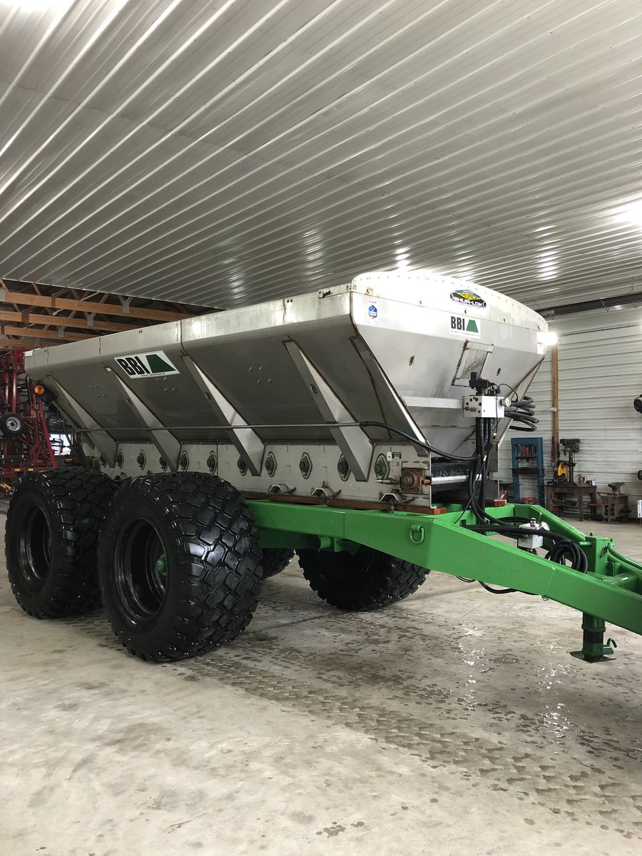 Logan White tweet media