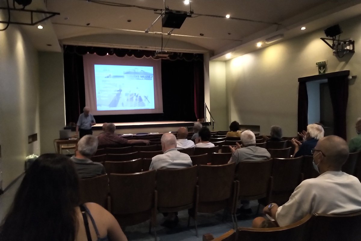 Križ - 21. Občni zbor Ribiškega muzeja Tržaškega Primorja.