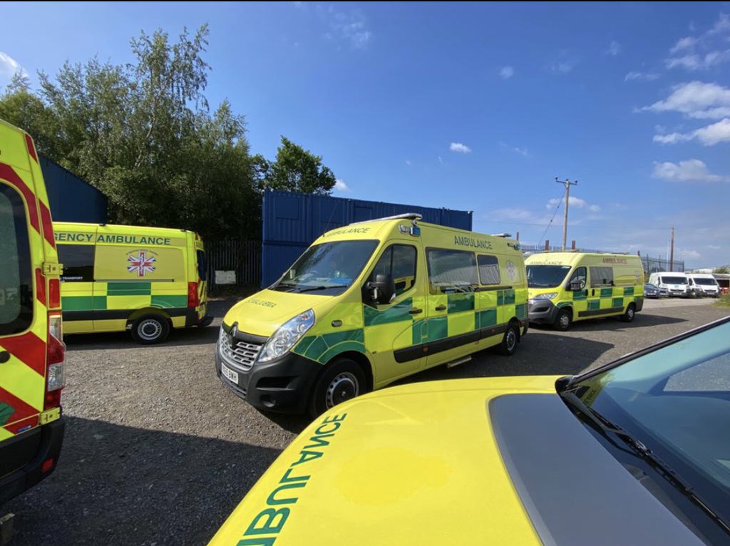 OfficialUKEMT's tweet photo. Hereโs a quick snapshot of some
of our Ambulance Fleet
returning to base, to be ๐งผ Cleaned ๐งน Restocked & Maintained โฆ
Ready for #ukemt #nightshift
UK Emergency Medical Transport
Ambulance Service &
Secure Transfer Specialists
https://t.co/pCsGMLjwYQ
โ๏ธ 0161 425 3443 https://t.co/lZAiuhKQXe