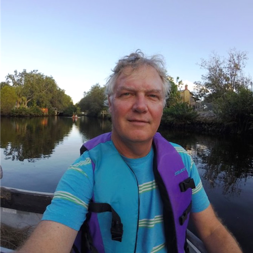 ARochaUSA's tweet photo. Is telling people about Jesus the priority for Christians, or should we do #BeachCleanups too? In the latest #ARocha podcast @BobSluka, our lead marine scientist, talks about how he came to believe that holistic #MarineConservation brings glory to God.

🎧 https://t.co/8u1QmvO8jB https://t.co/B91fDdzZhU
