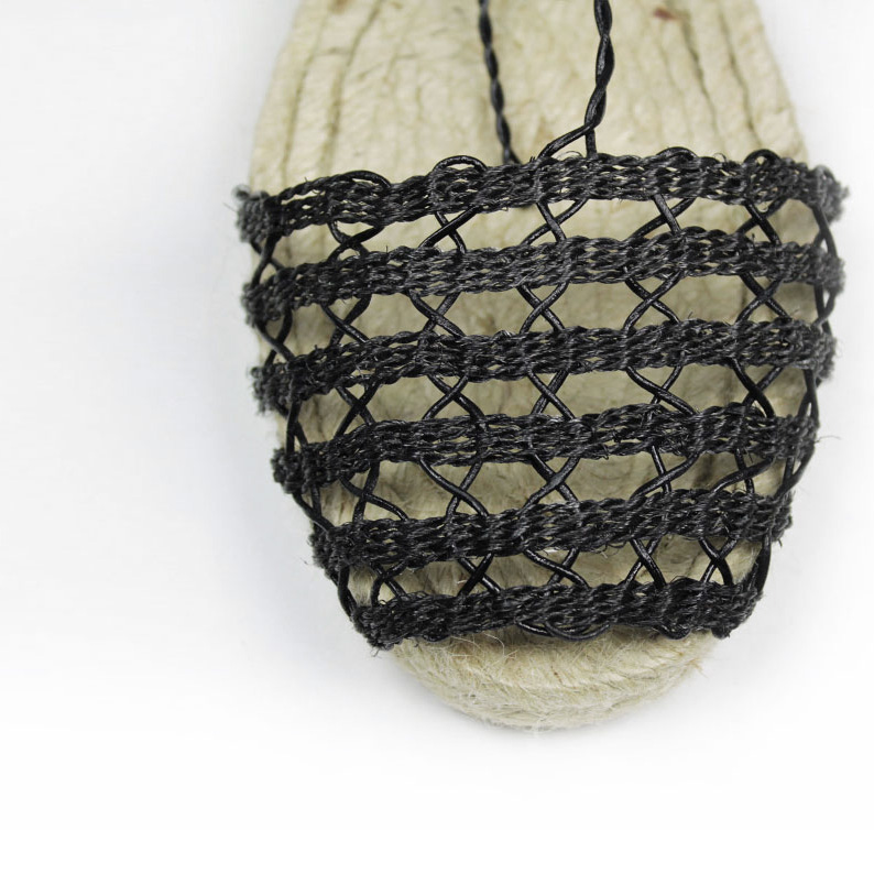 ballpages's tweet photo. All in black. 
..
..
#ballpages #ballpa #calada #espardenyes #alpargatas #espadrilles #handmade #tradicion #modernidad #mediterraneamente #artesania #handcraft #artsandcrafts #balearicislands #ibiza #formentera https://t.co/nf0palMmlN