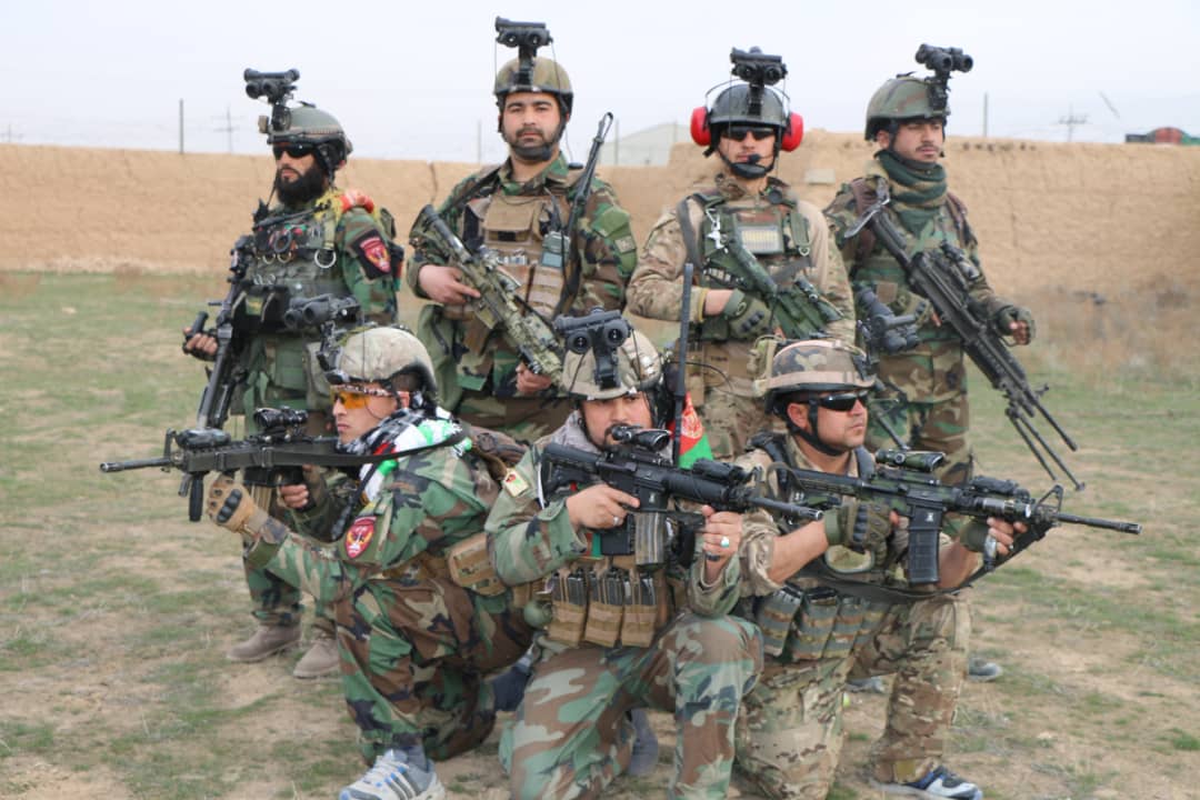 CentcomDari's tweet image. کوماندوها  قوت قابل اعتبار و اعتماد در مبارزه عیله تروریزم به سطح ملی و منطقوی محسوب میگردند.
#Afghanistan #SupportAND