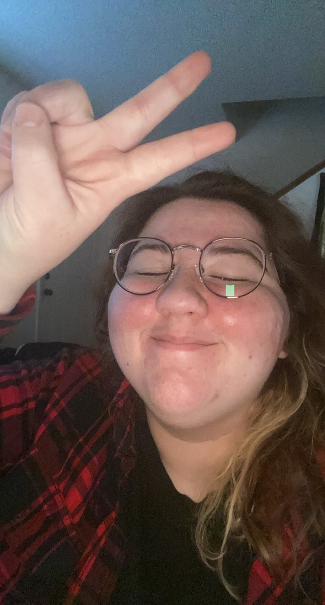CamThom97's tweet image. as pride month ends, here’s a reminder/now you know! I’m a nonbinary lesbian! my pronouns are she/they! don’t perceive me as a woman or woman lite! thank u. have a nice day! :)