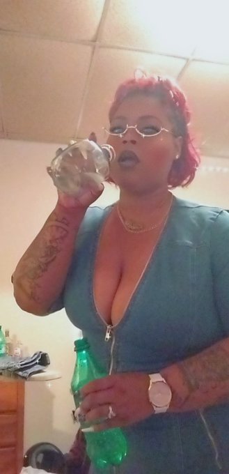 https://t.co/mYLOEj962J<a href="/tag/babygirl"class="tags"><span>#babygirl</span></a><a href="/tag/cream"class="tags"><span>#cream</span></a><a href="/tag/bbig"class="tags"><span>#bbig</span></a>