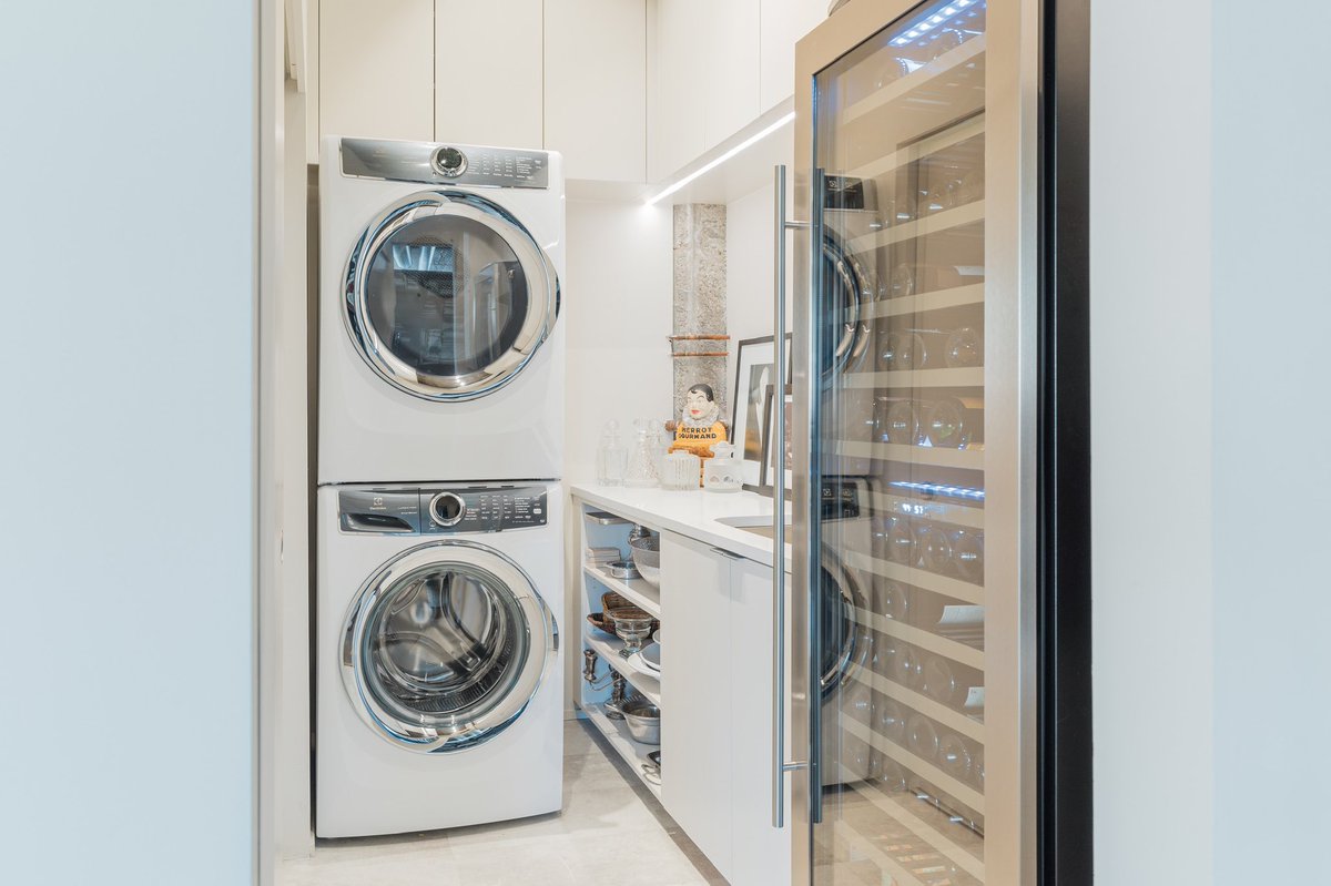 McHughGC's tweet photo. Laundry room at our West Loop project https://t.co/8hVPIo9uNX