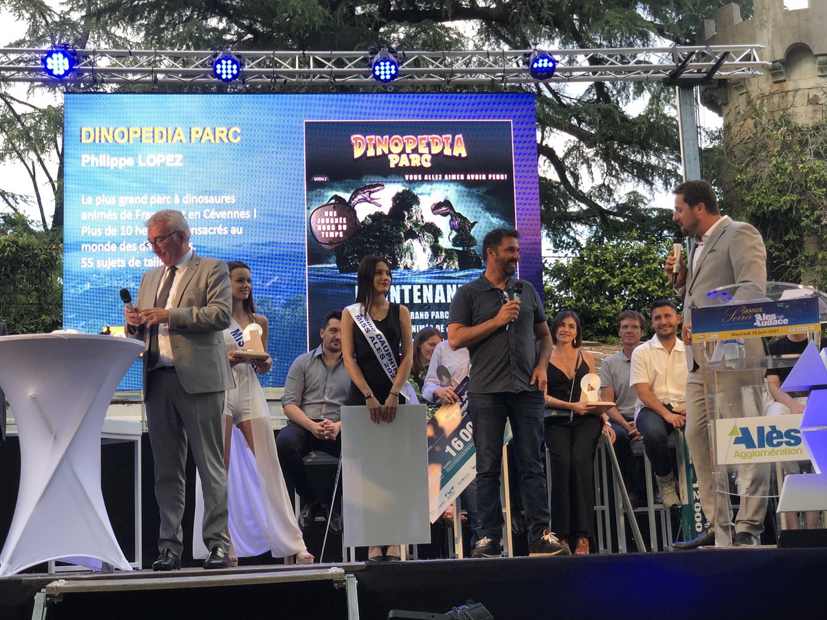 1er prix du concours général : Dinopedia porté par Philippe Lopez ! 🦖🥇 #AlèsAudace21