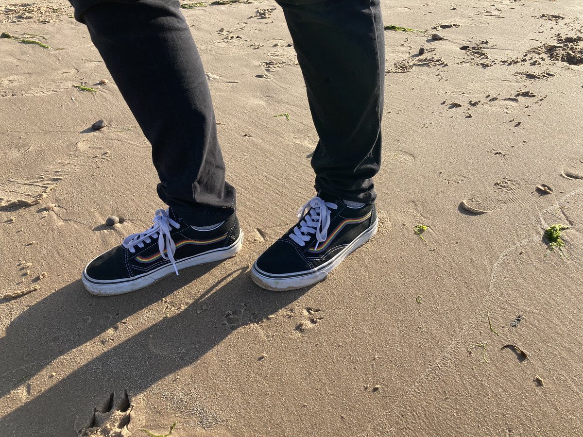 AmyMacGregor20's tweet photo. #pridevans #beach walks along the north coast with my wife and daughter 💓 couldn’t think of a better way to end pride month 2021 🏳️‍🌈 https://t.co/v7fzjAei5c