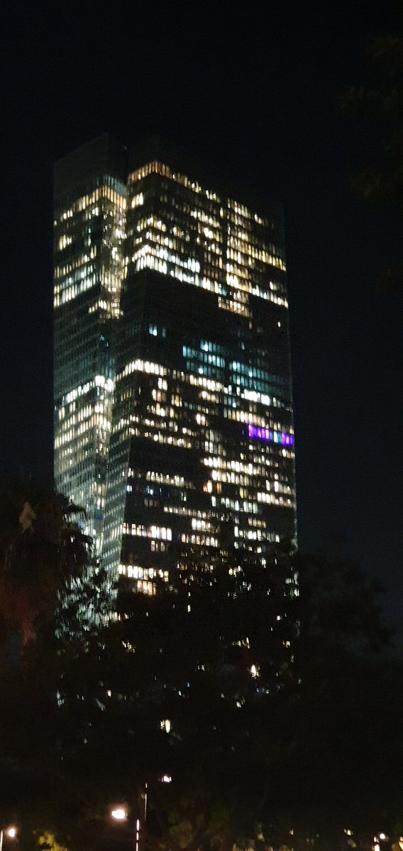 GutmanYotam's tweet photo. יש מסיבה בקומה 43
#sentineloneipo https://t.co/owhL3KWiz2