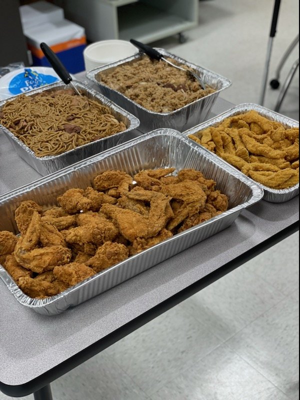 ThenTheres_Merv's tweet photo. Work well. Eat well. Today we wrapped up Middle School Summer Credit Recovery with lunch for our team---incredible group of professionals.
Now I'm off to wrap up summer camp🚀 https://t.co/vKOivNtZmP