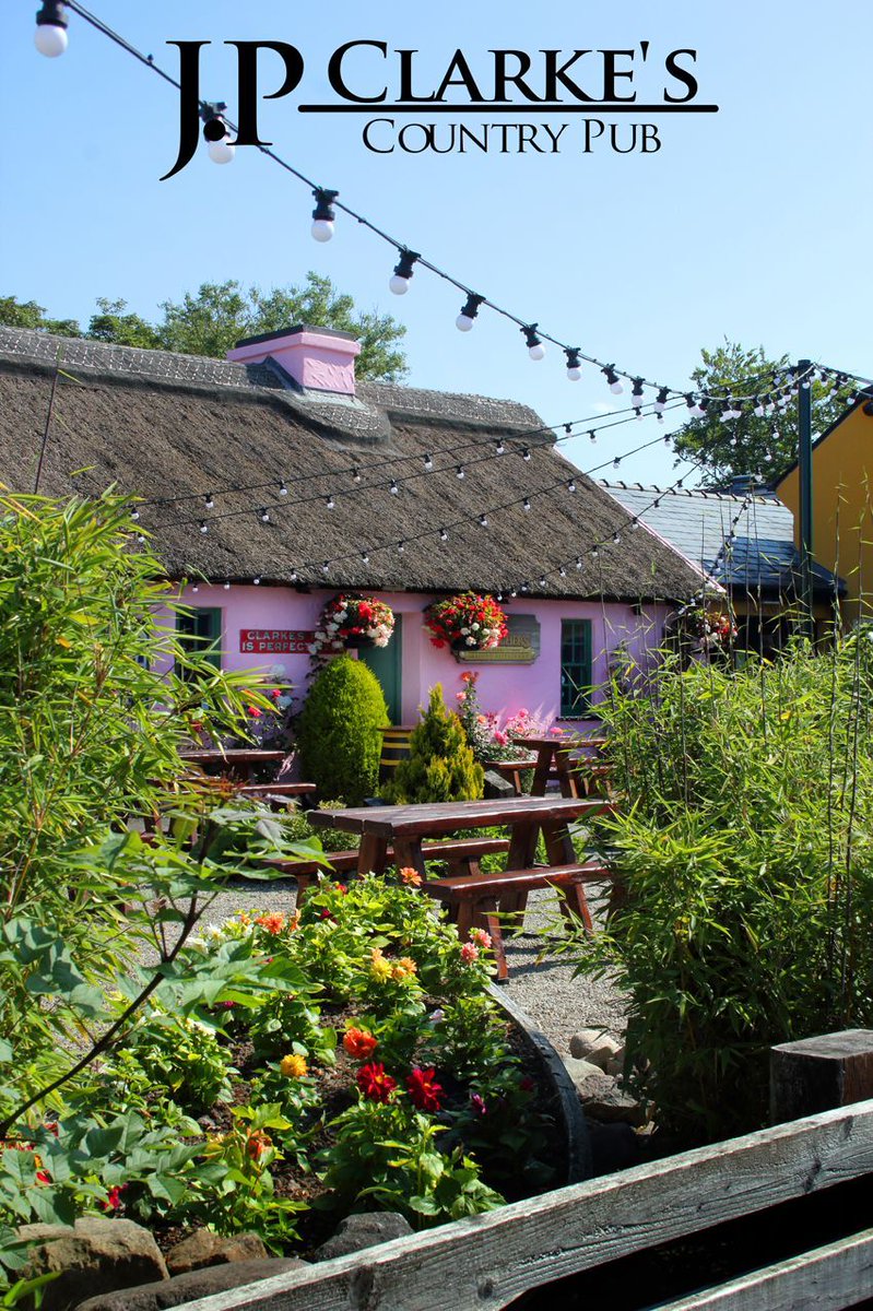 JPClarkes_'s tweet photo. Outdoor dining at JP Clarke's
#thatchedcottage #pinkcottage #festoonlights #outdoordining #rosegarden #vintageireland #oldireland #clarefood #bunratty
MENU: https://t.co/YBqmHwbxzs https://t.co/8Kc9oKm9Jk