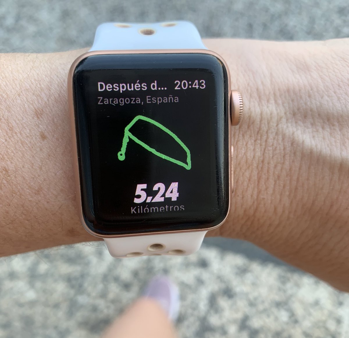 evicanm's tweet photo. Ganó el angelito 👼🏼… 5,24 kms #KMSxELA #dravet #retodravet #kmsXalimentos #run4fun Hoy no tenía ganas para entrenar pero este entrenamiento va por tu papi @xyecrespo #GrisPower 💪🏼 https://t.co/27Xtl7FvTz