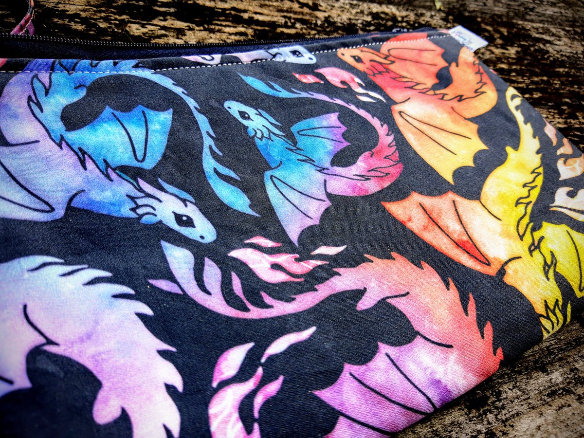 Look at this BEAUTY from the INCREDIBLE @StitchedByAras 🤩

Been needing to incorporate more beauty into our lives lately, and we're SO excited to have this - functional art is rad as hell 🎉

Such lovely colors and excellent stitch-witch-ship 💜✨