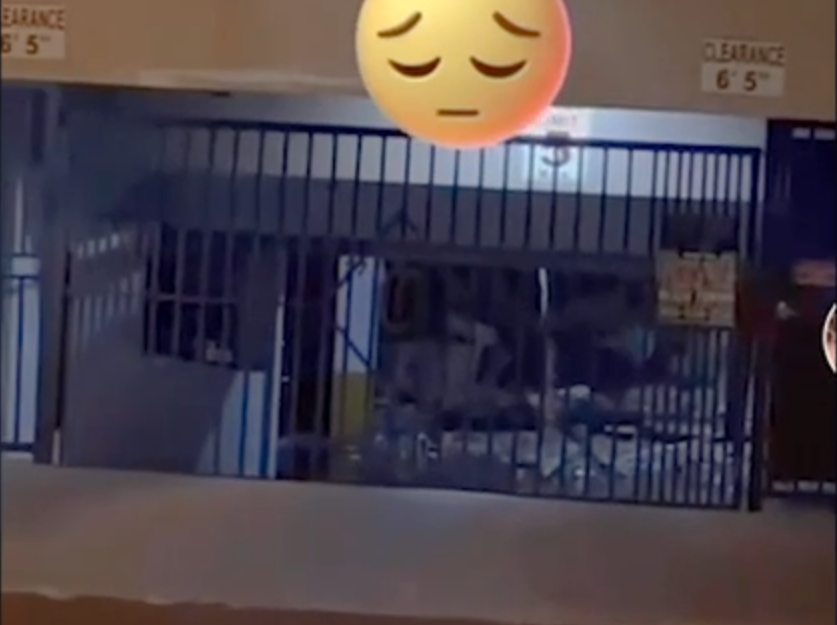 lookner's tweet photo. Wow: video taken seven minutes before building collapse shows rubble on ground of parking garage near entry ramp. (This part of the building ultimately collapsed.) 
https://t.co/HNgW69MfMh https://t.co/SqTwwljHvk