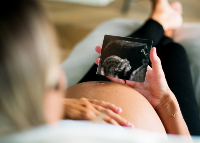 MS_Australia's tweet photo. MS researchers at @MonashUni are investigating the safety and effectiveness of MS therapies during pregnancy to address the knowledge gap about MS relapse, pregnancy and MS therapies. 🔬
Read more 👉 https://t.co/95uheqOi6v
#MS #multiplesclerosis #RealMSResearch https://t.co/67v7RZY6g5