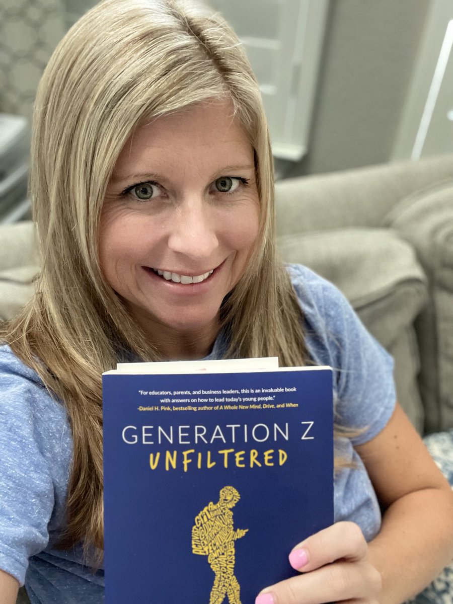 kwager26's tweet photo. #RHESelfieBingo ⁦@frankhousera1⁩  great summer read!! https://t.co/RQulhF94MV