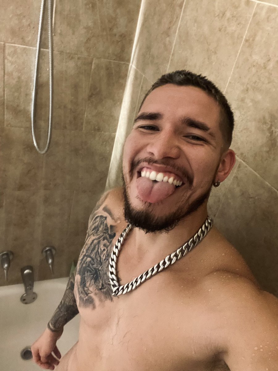 Masterjocktiger's tweet photo. Blonde is gone. Oh well haha! Wonder what’s the next color would be https://t.co/dHrbF54qZ8