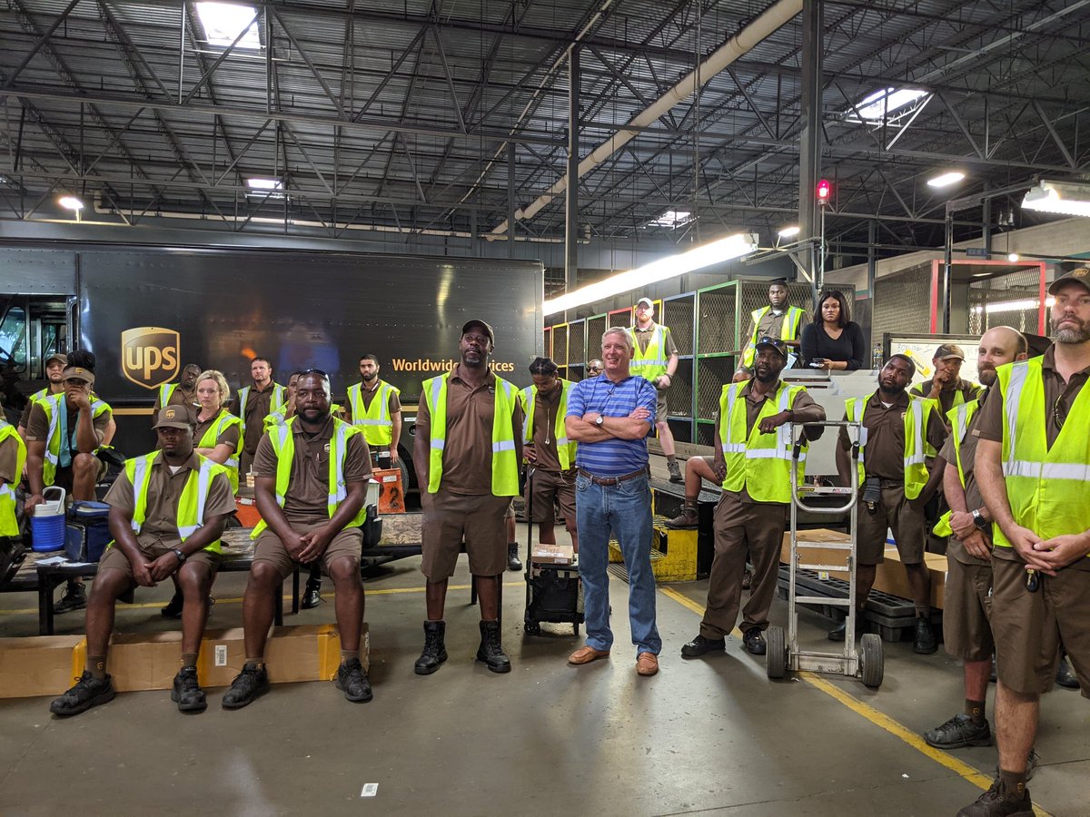 HeatherBro73's tweet photo. Congrats Allen! Your new KPIs are relaxation investment and happiness return.  Happy Retirement! https://t.co/MuXFh9iajY