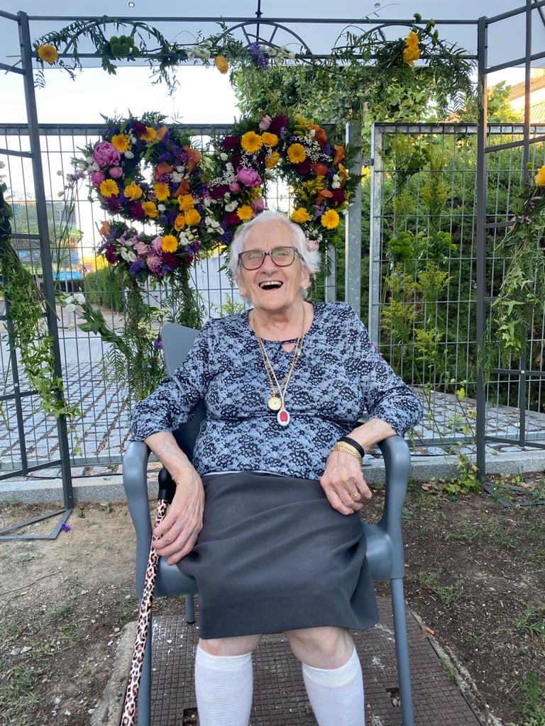 Sólo unos días después de que mi abuela, alma máter del negocio familiar en el que lleva al frente toda su vida, cumpliera 90 años, la <a href="/GuiaRepsol/">guiarepsol</a> saca una nueva calificación para “esos lugares en los que nada más entrar pensamos: “había que darles un premio”. Los Soletes.