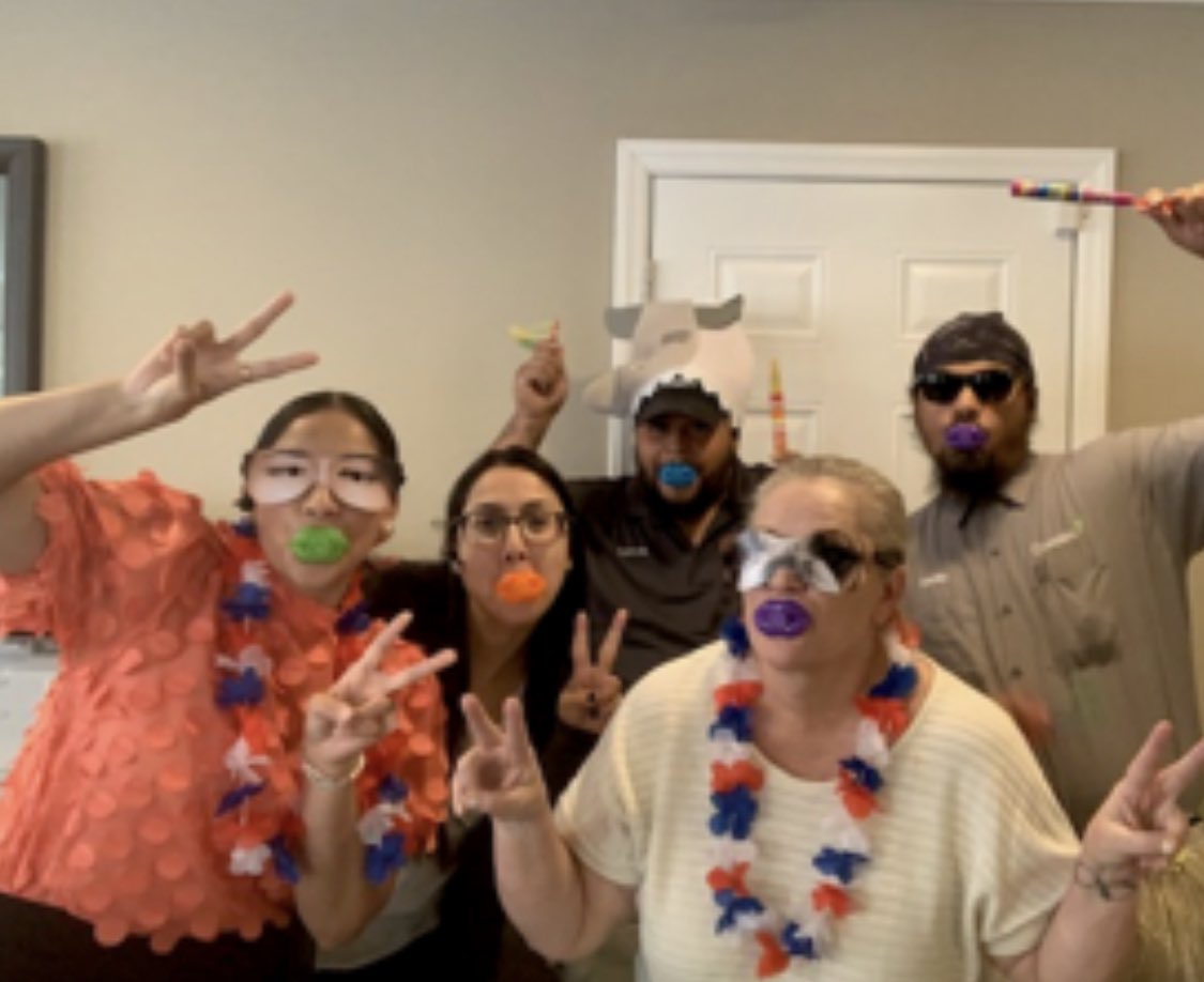 amuddy703's tweet photo. Wacky Wednesday! https://t.co/QWi3mpImB3